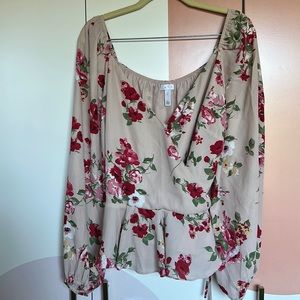 Floral wrap top